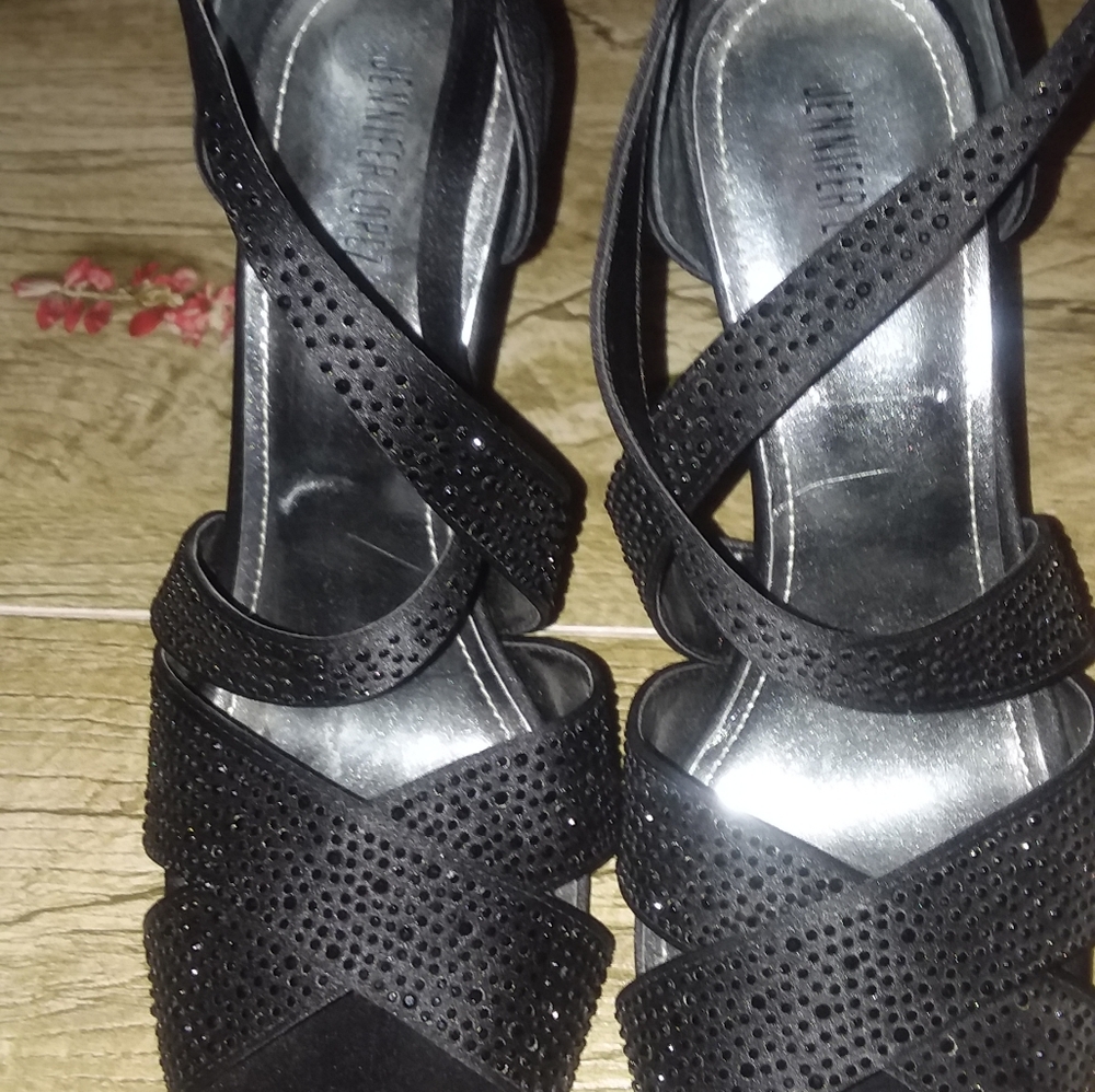 Blk sandals